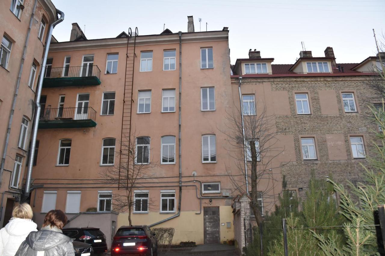 Familia Apartments Vilnius Bagian luar foto
