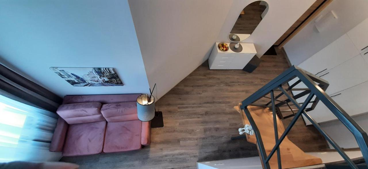Familia Apartments Vilnius Bagian luar foto
