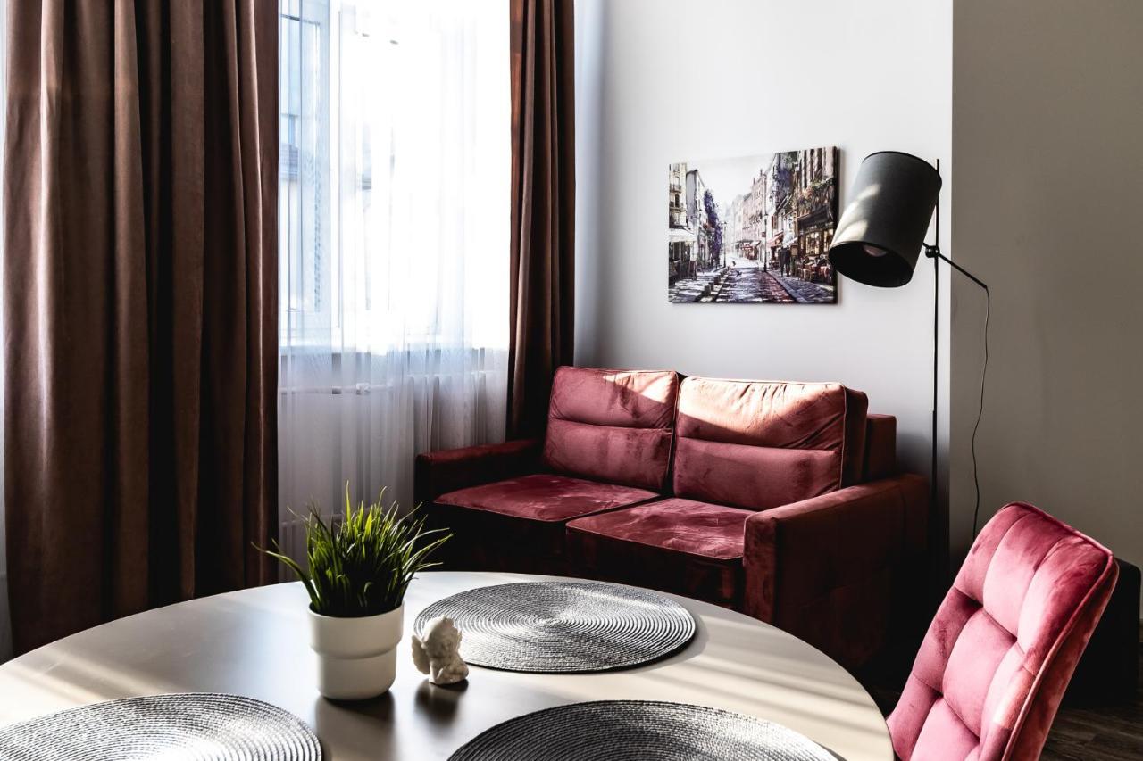 Familia Apartments Vilnius Bagian luar foto