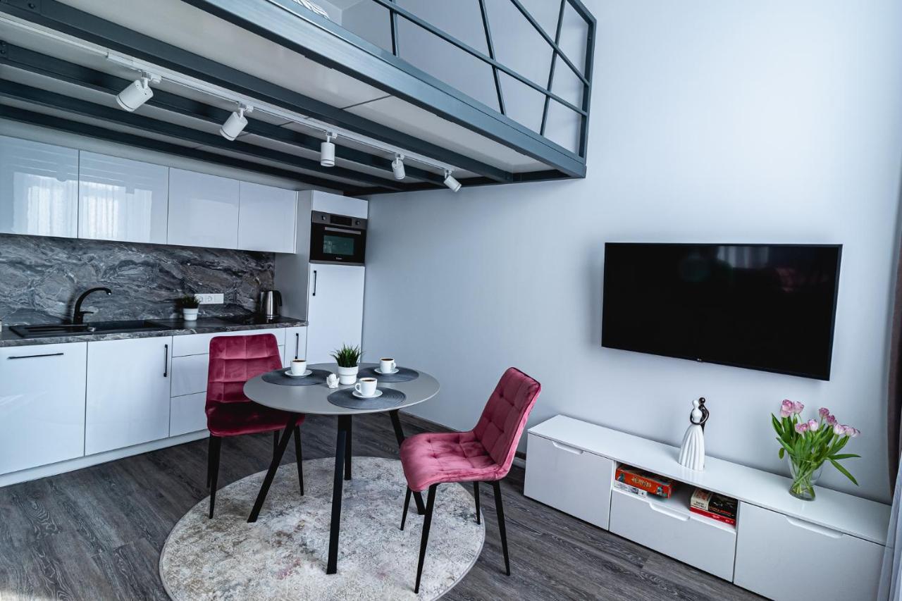 Familia Apartments Vilnius Bagian luar foto