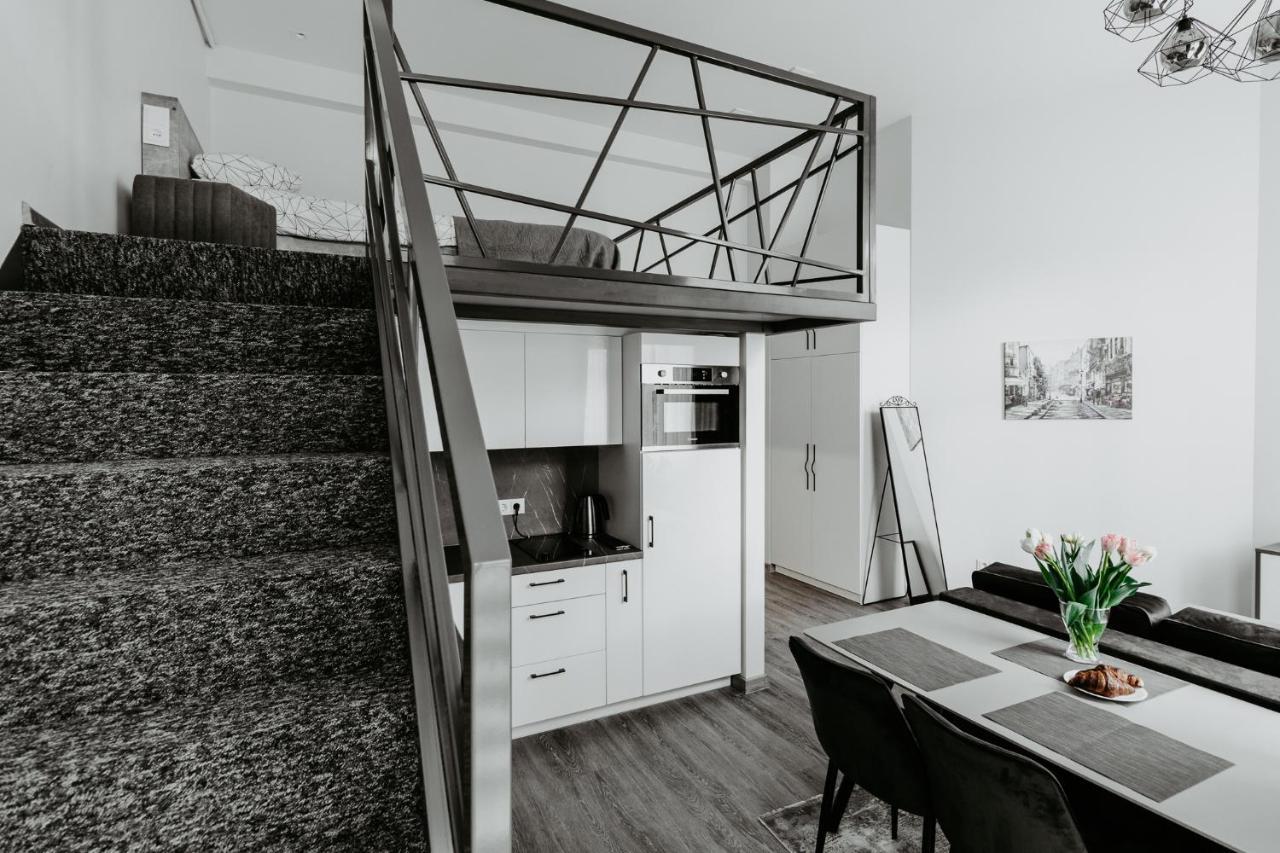 Familia Apartments Vilnius Bagian luar foto